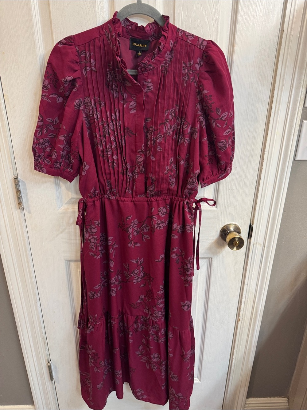 Sugarlips Wine-berry Floral Pintuck Midi Dress
